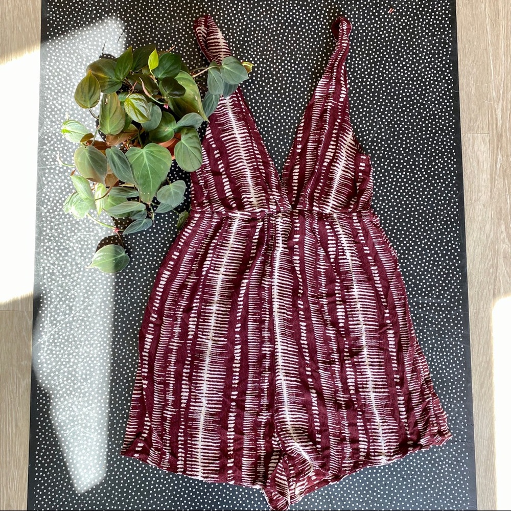 Wild Fable Deep V Shorts Romper Small